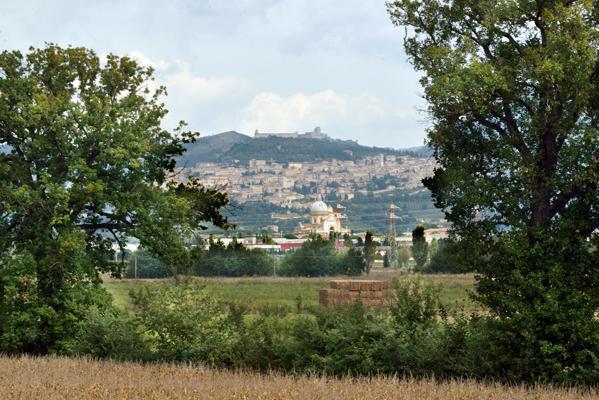 Agriturismo Bellarosa อัสซิซี ภายนอก รูปภาพ
